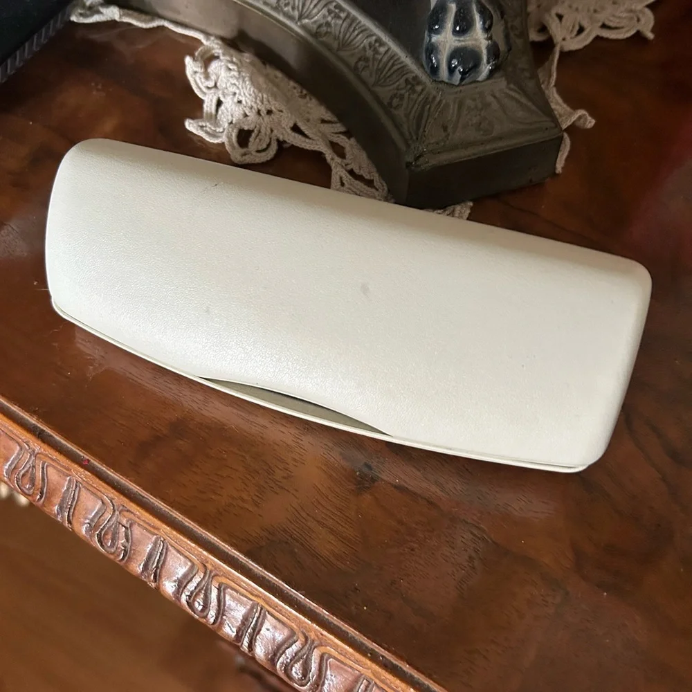Anne Klein anne klein